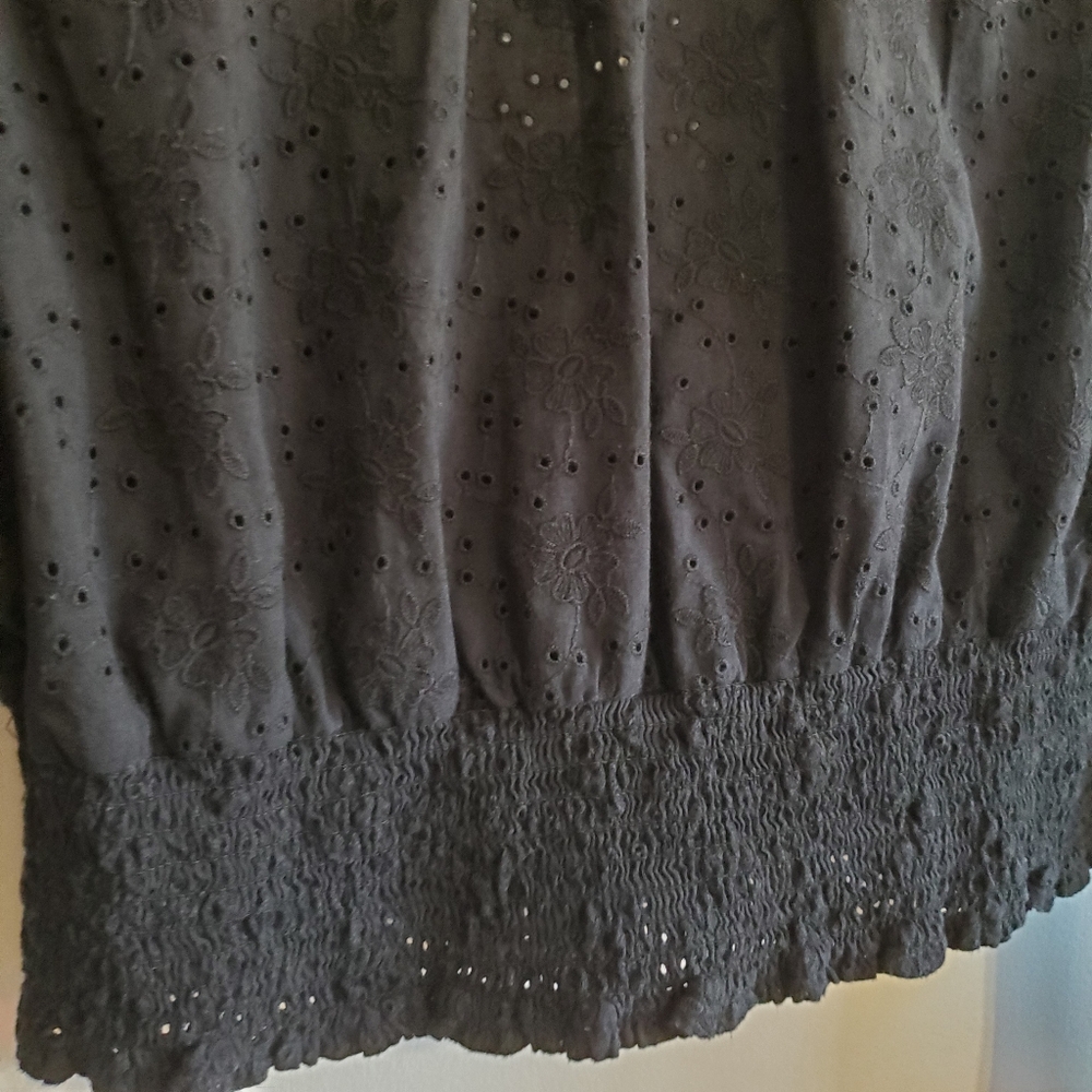 Hollister Black Eyelet Embroidered Flower Milkmaid Top Size L Coquette Cottage - Picture 5 of 13